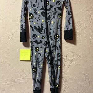 Little Sleepies Halloween Skeleton and Bat Pajamas - Gray and Yellow